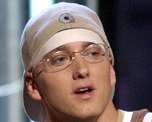 Beba Slim-Fast e fique magrinho como Eminem!