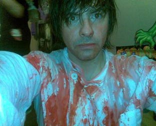 Steve Slingeneyer, a.k.a One Man Party, é a atração desta sexta-feira no Vegas