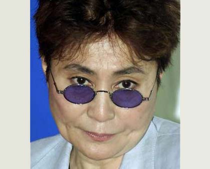 Ono quer o monopólio do nome 'Lennon'