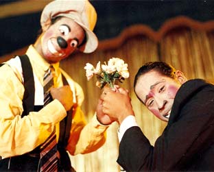 Atores querem resgatar a arte do circo tradicional