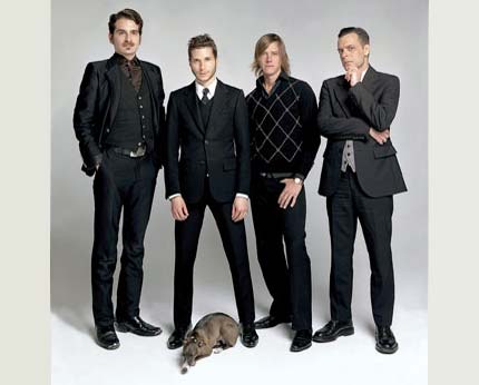 Daniel Kessler, o segundo da esquerda para a direita: "Não vamos fazer covers"