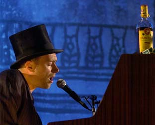 Damon Albarn, que já liderou três bandas, está se dedicando à ópera