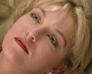 Laura Palmer, a queridinha de toda Twin Peaks, foi assassinada sob circunstâncias misteriosas