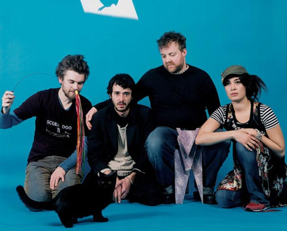 Magrão (segundo da esq. para a dir.) e o Guillemots: falando a língua do mundo