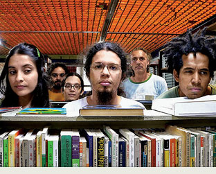 ChicoCorrea & Eletronic Band (Da esq. para a dir.): Larissa, Orlando, João, Esmeraldo, Stephan e Victor