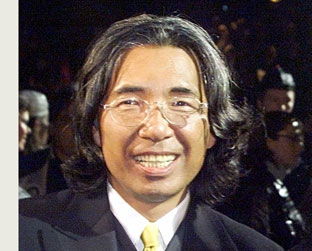 Kenzo veio para o SPFW, mas quer mesmo caipirinha, boto e índios amazônicos