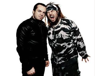 O Cavalera Conspiracy fez seu primeiro show oficial em maio, na Espanha