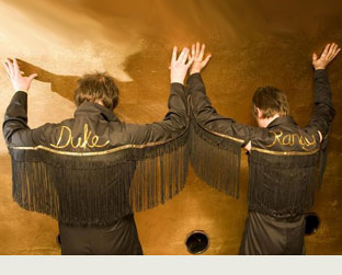 Duke e Randy: dois membros do Supergrass encarnam seus alter-egos