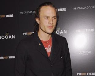 Heath Ledger: teatro em homenagem ao ator, morto de overdose acidental em janeiro