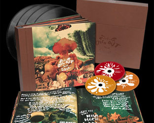 Caixa de Dig Out Your Soul sai com quatro discos de vinil, dois CDs, DVD e livro de artes