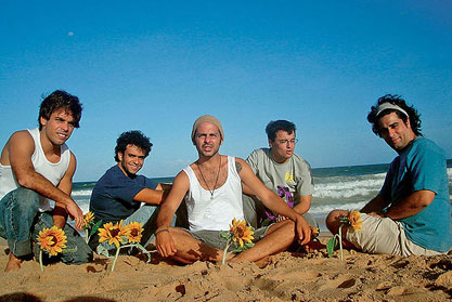 ZecaCuryDamn: paz e amor, a banda conquistou os baianos com sua alegria e serenidade musical