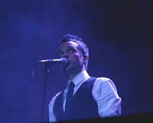 Brandon Flowers, do Killers, no Reading Festival 2008