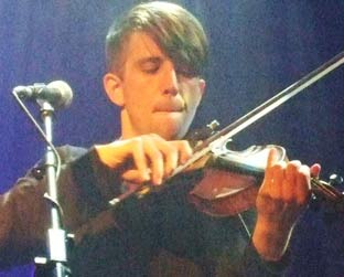 Owen Pallet mostra seu projeto solo pela primeira vez no Brasil