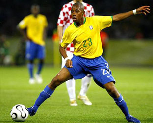 Robinho, recém-contratado pelo Manchester City, é um dos jogadores favoritos de Noel Gallagher nesta temporada