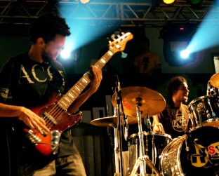 Macaco Bong no Jambolada: mais uma bola dentro