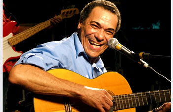 Marku Ribas, nome atuante na música brasileira, mostrou sua potente voz e fechou o Jambolada 2008.