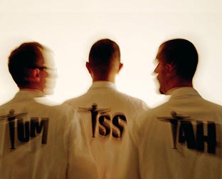 (Da esq. para a dir.) Luiz Gayotto (Tum), Estevan Sinkovitz (Tss) e DJ Godoy Jr. (Tah)