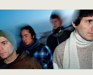 A banda do Rio Grande do Sul é (da esq. para a dir.): Roger Canal, Tetsuo Kakuta, Marcelo Armani e Gue Martini