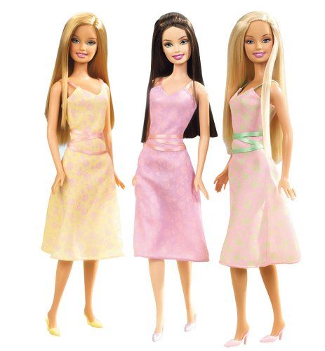 Para comemorar os 50 anos da Barbie, fabricante resolveu lançar coleção de roupas