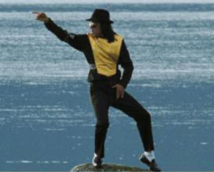 Imitador de Jackson dança na Escócia, onde também vivem sósias do Papa, da rainha da Inglaterra e de Madonna