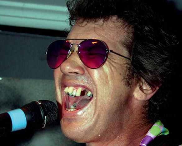 Wander Wildner: seguindo caminhos alternativos