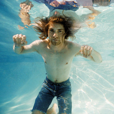 Grohl sobre Cobain: o pior foi acordar no dia seguinte e saber que amigo "não teria outro dia"