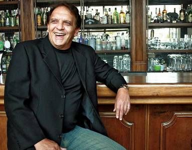 Tony Bizarro agora só trabalha com novatos