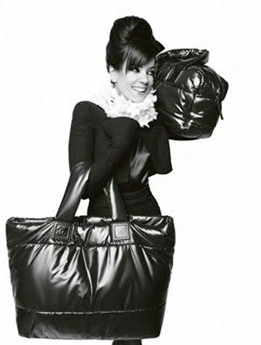 Lily Allen estrela campanha da coleção de inverno 2009 de bolsas e acessórios da Chanel