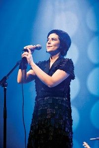 A HORA DA ESTRELA. Takai e suas pérolas ao vivo