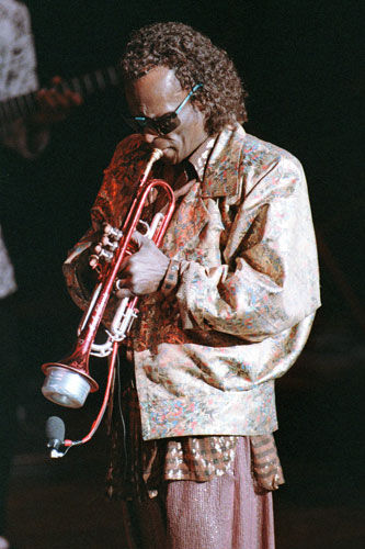 Miles Davis será tema de box especial com 70 discos e um DVD ao vivo previsto para sair em novembro
