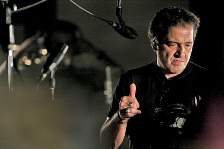 NOVO E VELHO - Nasi convoca amigos para resgatar seu passado musical