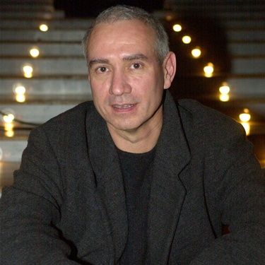 Roland Emmerich diz fará, "um dia", duas sequências para Independence Day