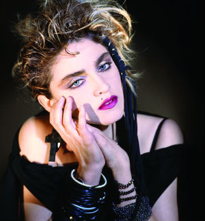 Madonna em 1984, um ano após ter lançado seu primeiro disco