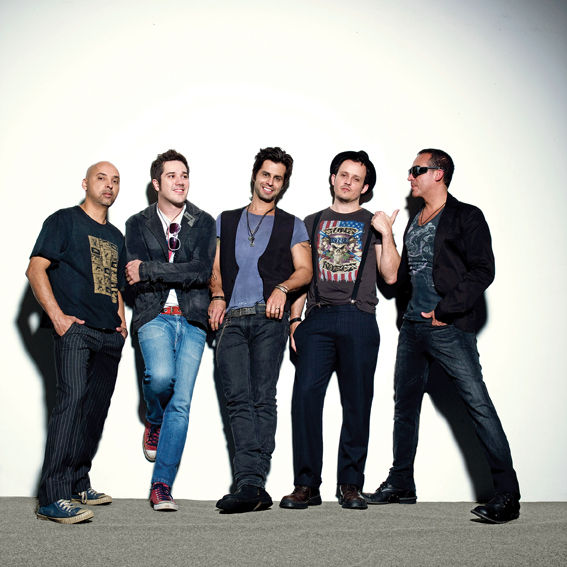 (Da esq. para a dir.)Paulinho Fonseca, Flausino, Marco Túlio, PJ e Márcio Buzelin: "O sucesso é um negócio legal".