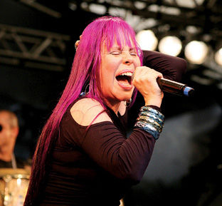 Quarenta anos depois, Baby continua em forma