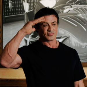 Sylvester Stallone já está pensando na sequência de Os Mercenários