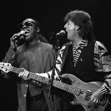 Paul McCartney e Stevie Wonder