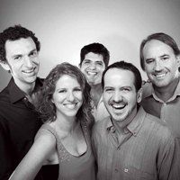 O Rabo de Lagartixa une o clássico ao popular