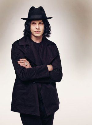 Nos últimos dez anos, White foi cantor, guitarrista, produtor e baterista