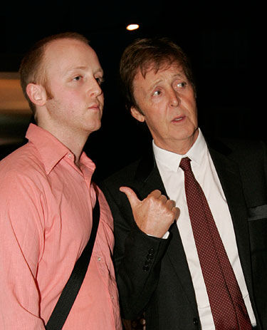 James McCartney está seguindo os passos do pai e prepara álbum solo