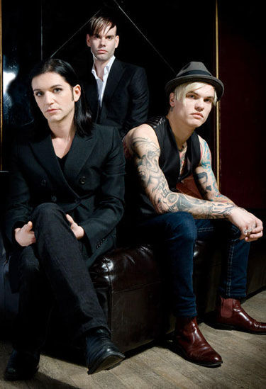 O grupo inglês Placebo vem ao Brasil divulgar o disco Battle for the Sun, lançado em 2009