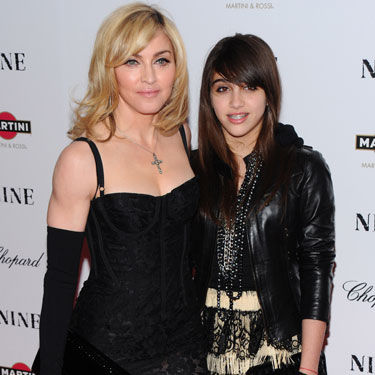 Madonna e Lourdes lançam coleção adolescente em agosto