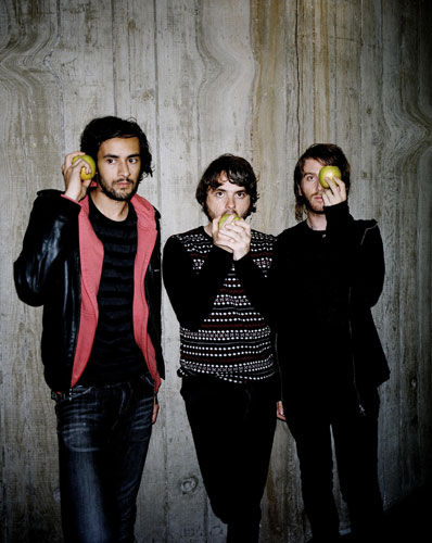 Midnight Juggernauts fará apresentação única, em São Paulo, dia 24 de abril