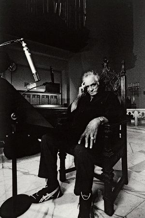 RESISTINDO Nos últimos anos, Cash só viveu para gravar