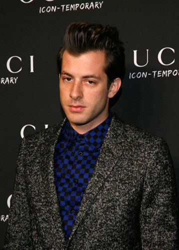 "Bang Bang Bang", primeiro single do novo álbum de Mark Ronson, será lançado em julho