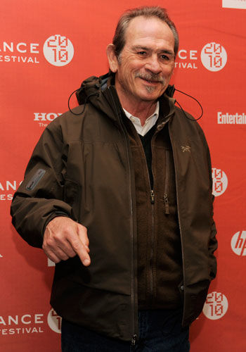 Tommy Lee Jones também estará em Homens de Preto 3