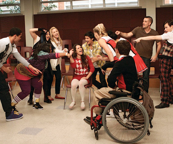 Uma cena do elenco em um dos episódios. O programa também levou a uma turnê e a discos de sucesso.