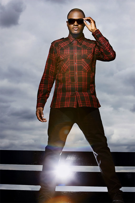 TAIO CRUZ "Quase" brasileiro