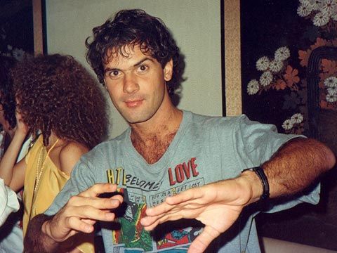 Há 20 anos, morria Cazuza, um dos maiores compositores e cantores da história da música popular brasileira