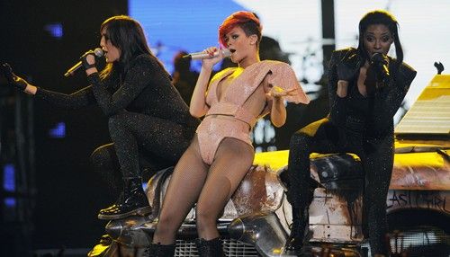 Rihanna se prepara para atuar